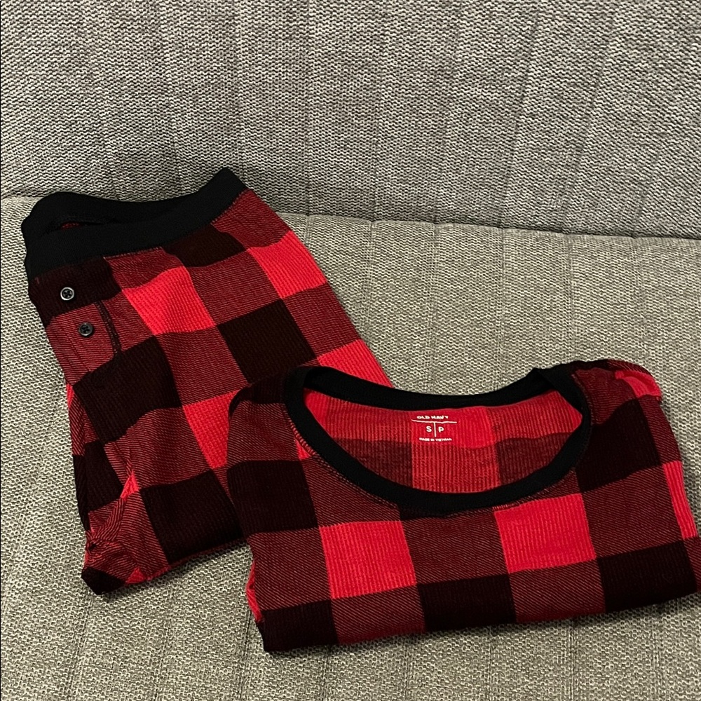 Old Navy Red and Black Plaid Women's Pajama Set